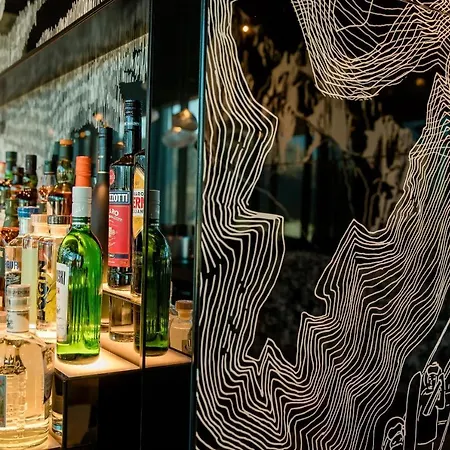 Otel One